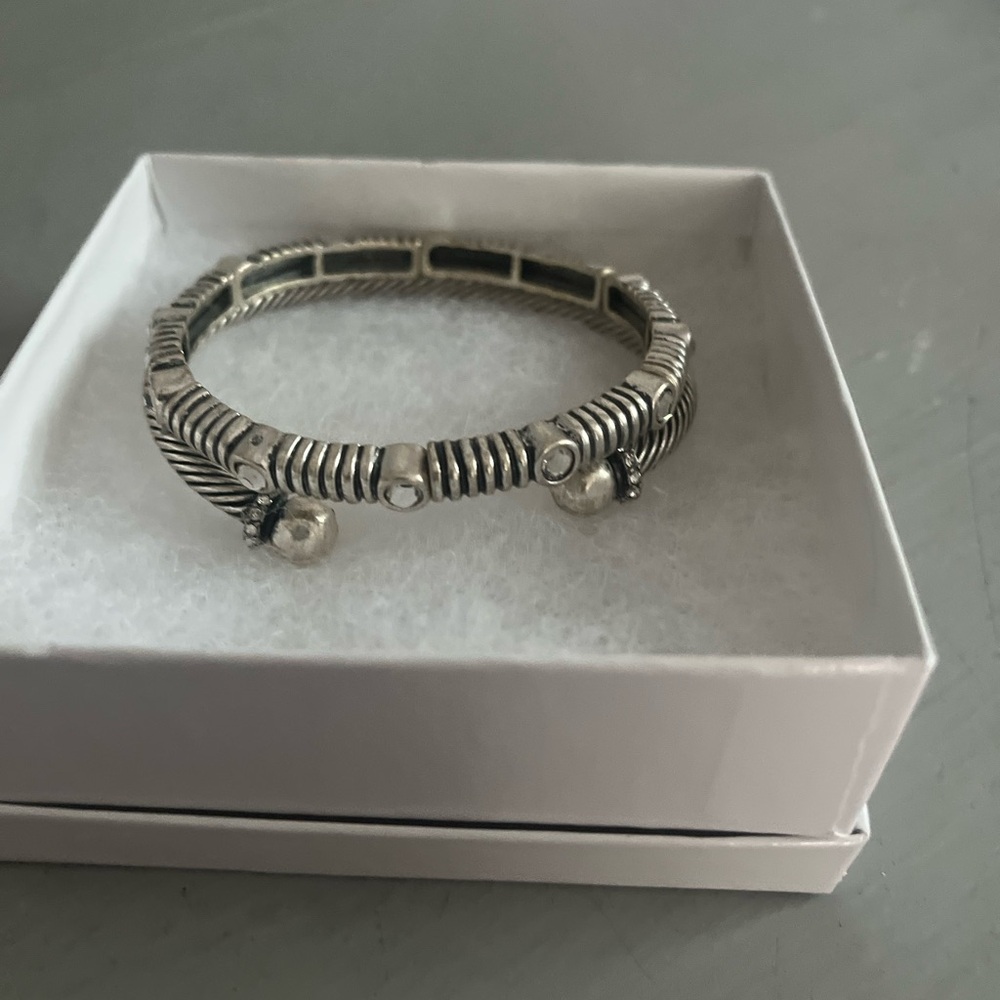 2 fun silver bracelets!! - Picture 8 of 9